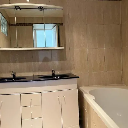 Maison Proche Du Chateau