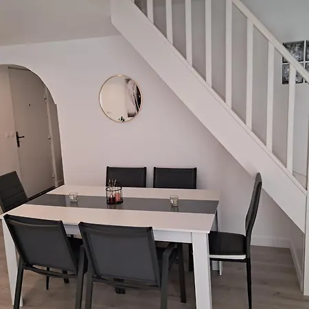 Maison Proche Du Château *