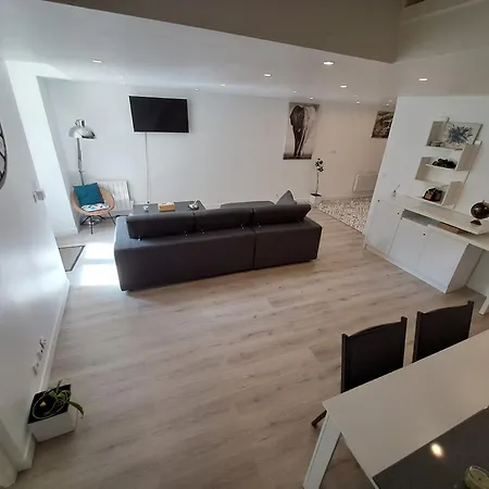 Appartement Maison Proche Du Château